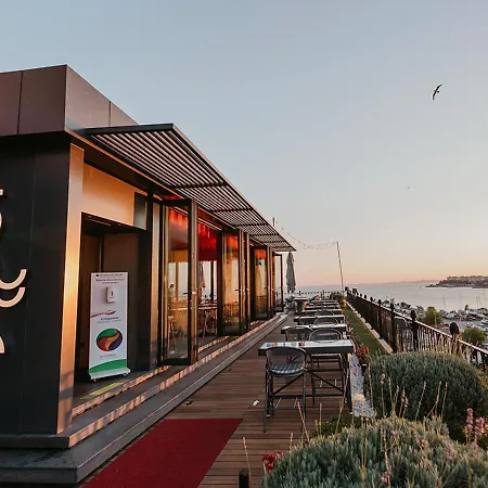 Wyndham Grand Kalamis Marina