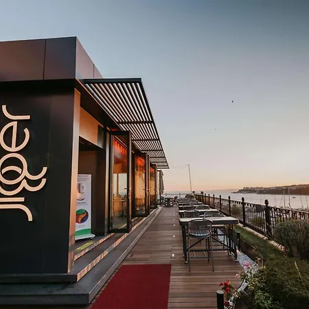 Wyndham Grand Kalamis Marina Istanbul