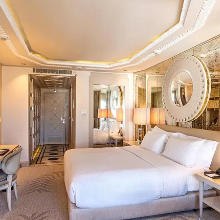 Wyndham Grand Kalamis Marina Hotel 5*