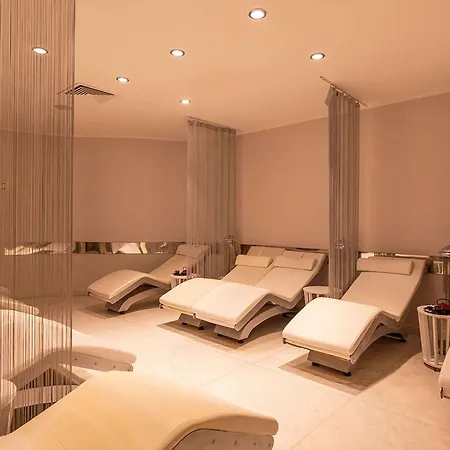 Wyndham Grand Kalamis Marina 5* Isztambul