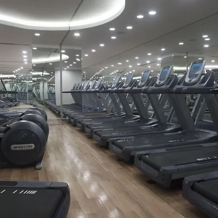 Wyndham Grand Kalamis Marina