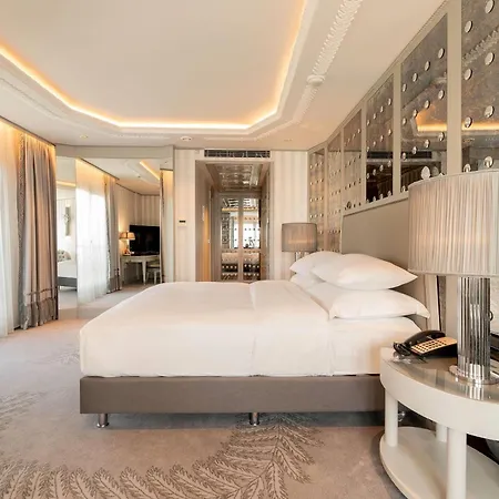 Hotel Wyndham Grand Kalamis Marina Istanbul