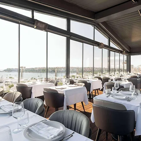 Wyndham Grand Kalamis Marina Hotel